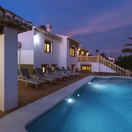 Casa Cora Montgo